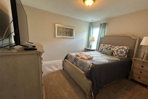 Casa en venta en Davenport, Florida, 6 dormitorios, 273.5 m2 № 2118765 - foto 30