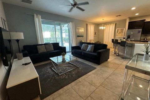 Casa en venta en Davenport, Florida, 6 dormitorios, 273.5 m2 № 2118765 - foto 13