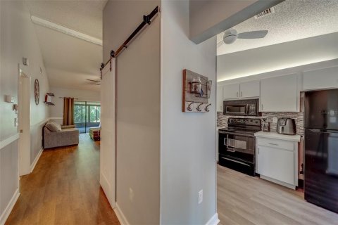 Casa en venta en Tarpon Springs, Florida, 2 dormitorios, 108.7 m2 № 1643176 - foto 8
