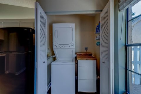 Casa en venta en Tarpon Springs, Florida, 2 dormitorios, 108.7 m2 № 1643176 - foto 16