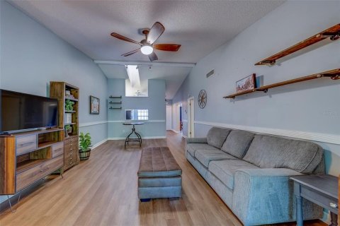 Casa en venta en Tarpon Springs, Florida, 2 dormitorios, 108.7 m2 № 1643176 - foto 29