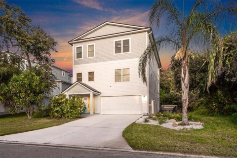 Casa en Saint Augustine, Florida 4 dormitorios, 278.8 m2 № 2141925