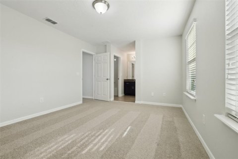 House in Winter Garden, Florida 5 bedrooms, 296.54 sq.m. № 1634168 - photo 12