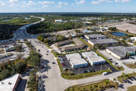 Immobilier commercial à vendre à Port St. Lucie, Floride № 2192534 - photo 18