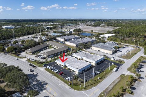 Immobilier commercial à vendre à Port St. Lucie, Floride № 2192534 - photo 13