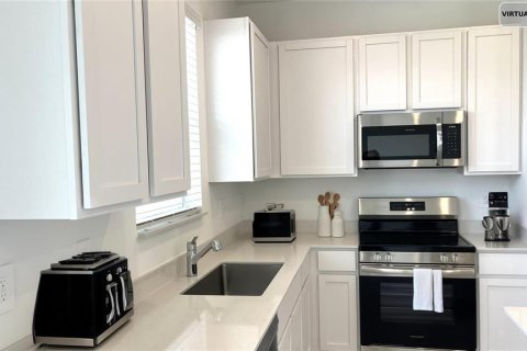 Adosado en alquiler en Kissimmee, Florida, 3 dormitorios, 174.01 m2 № 1902253 - foto 4