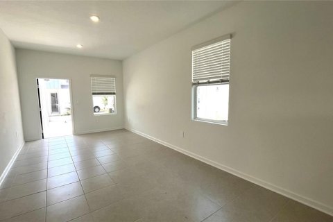 Adosado en alquiler en Kissimmee, Florida, 3 dormitorios, 174.01 m2 № 1902253 - foto 7