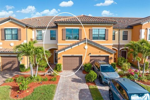 Adosado en venta en Venice, Florida, 3 dormitorios, 181.07 m2 № 1723711 - foto 1