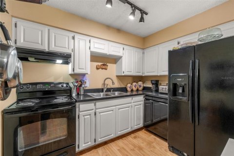 Casa en venta en Palm Coast, Florida, 3 dormitorios, 92.9 m2 № 2386408 - foto 2