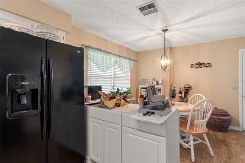 Casa en venta en Palm Coast, Florida, 3 dormitorios, 92.9 m2 № 2386408 - foto 3