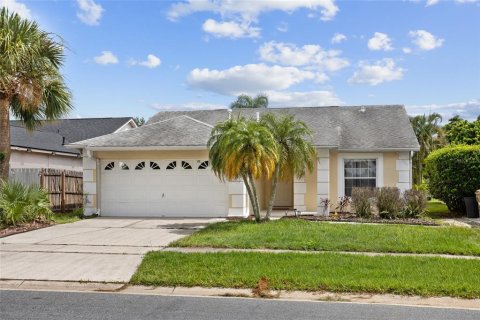 House in Kissimmee, Florida 4 bedrooms, 140.47 sq.m. № 1826441 - photo 1