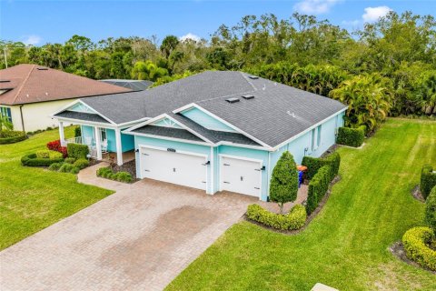 House in Vero Beach, Florida 3 bedrooms, 221.85 sq.m. № 2152323 - photo 18