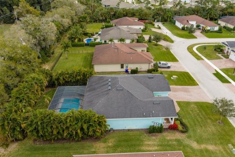 House in Vero Beach, Florida 3 bedrooms, 221.85 sq.m. № 2152323 - photo 23