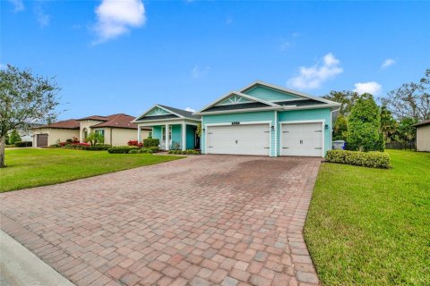 House in Vero Beach, Florida 3 bedrooms, 221.85 sq.m. № 2152323 - photo 29