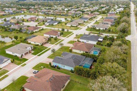 House in Vero Beach, Florida 3 bedrooms, 221.85 sq.m. № 2152323 - photo 27