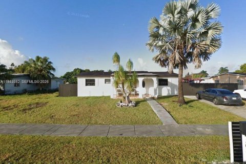 Villa ou maison à Homestead, Floride 4 chambres, 162.76 m2 № 1999798