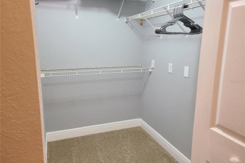 Condominio en alquiler en Lakewood Ranch, Florida, 1 dormitorio, 68 m2 № 1842292 - foto 18