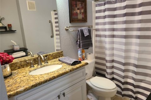 Condominio en alquiler en Lakewood Ranch, Florida, 1 dormitorio, 68 m2 № 1842292 - foto 9