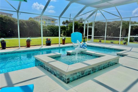 House in Flagler Beach, Florida 3 bedrooms, 243.4 sq.m. № 2330365 - photo 8