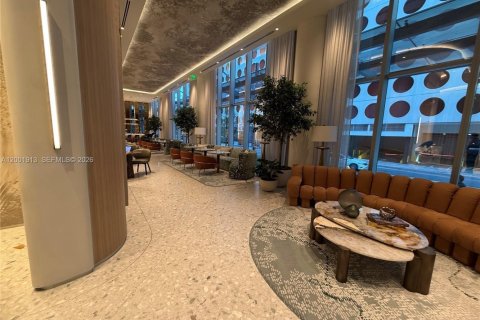 Condo in Miami, Florida, 1 bedroom  № 2067675 - photo 24