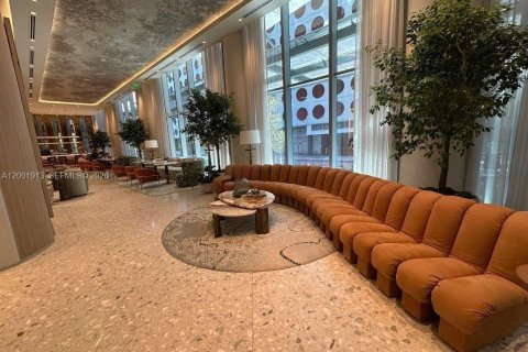 Condo in Miami, Florida, 1 bedroom  № 2067675 - photo 30