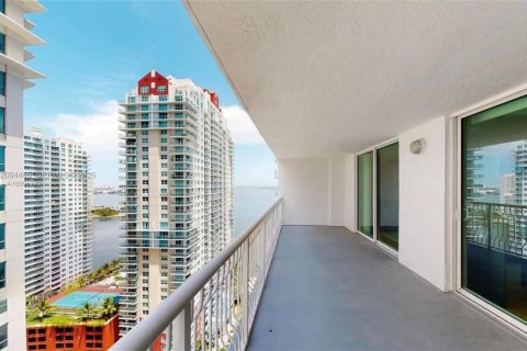 Condo in Miami, Florida, 1 bedroom № 2380141