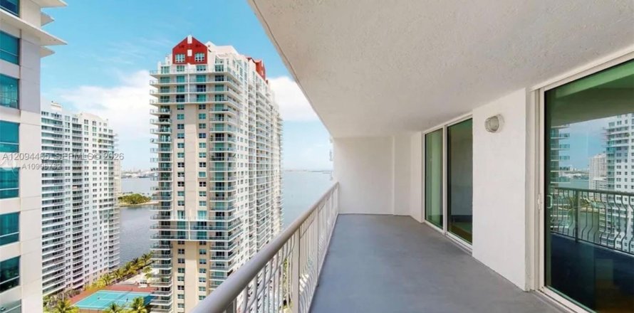 Condo in Miami, Florida, 1 bedroom  № 2380141