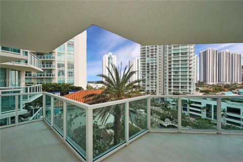 Copropriété à vendre à Sunny Isles Beach, Floride: 3 chambres, 138.33 m2 № 1931556 - photo 25
