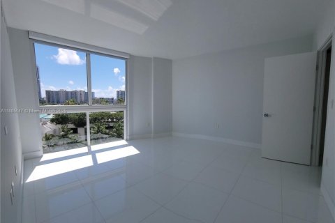 Copropriété à vendre à Sunny Isles Beach, Floride: 3 chambres, 138.33 m2 № 1931556 - photo 27