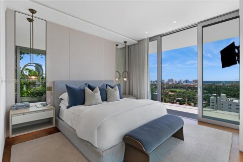 Condominio en venta en Miami Beach, Florida, 5 dormitorios, 400.04 m2 № 1995137 - foto 12