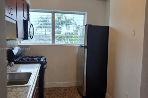 Copropriété à louer à Miami Beach, Floride: 3 chambres, 453.92 m2 № 2002181 - photo 6