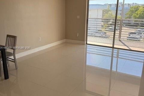 Купить кондоминиум в Норт-Майами-Бич, Флорида 2 спальни, 100.8м2, № 2048187 - фото 12