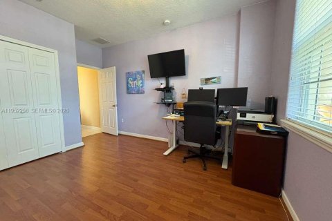 Купить виллу или дом в Майами, Флорида 5 спален, 279.54м2, № 2006615 - фото 13