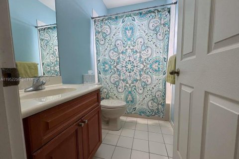 Купить виллу или дом в Майами, Флорида 5 спален, 279.54м2, № 2006615 - фото 17