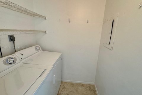 Снять в аренду кондоминиум в Авентура, Флорида 1 спальня, 69.68м2, № 1956381 - фото 18