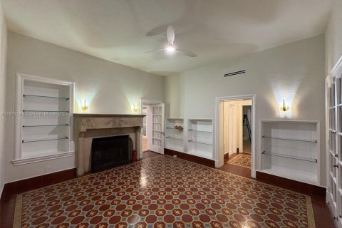 Villa ou maison à louer à Miami, Floride: 3 chambres, 278.8 m2 № 1972569 - photo 16