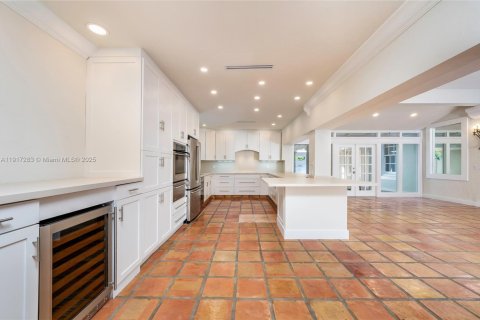 Villa ou maison à louer à Miami, Floride: 3 chambres, 278.8 m2 № 1972569 - photo 13