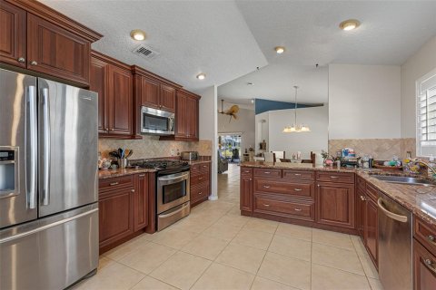 House in Melbourne, Florida 3 bedrooms, 146.04 sq.m. № 1526684 - photo 4
