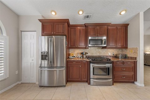 House in Melbourne, Florida 3 bedrooms, 146.04 sq.m. № 1526684 - photo 6