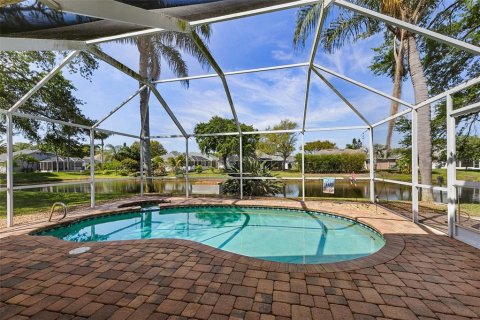House in Melbourne, Florida 3 bedrooms, 146.04 sq.m. № 1526684 - photo 18