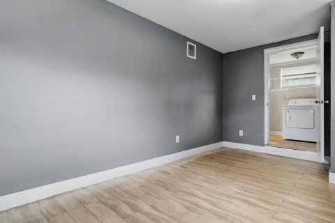 Villa ou maison à louer à Fort Lauderdale, Floride: 3 chambres, 89.19 m2 № 2389563 - photo 22