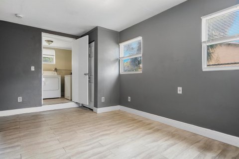 Villa ou maison à louer à Fort Lauderdale, Floride: 3 chambres, 89.19 m2 № 2389563 - photo 24