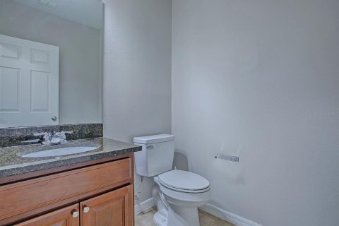 House in Sorrento, Florida 4 bedrooms, 260.87 sq.m. № 1614679 - photo 17