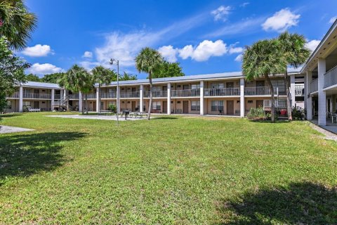 Apartment in Tampa, Florida 1 bedroom, 46.45 sq.m. № 2214808 - photo 4
