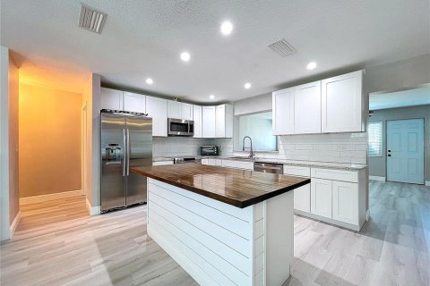 Villa ou maison à vendre à Palmetto, Floride: 4 chambres, 171.22 m2 № 1524322 - photo 7
