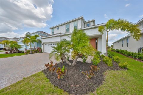 House in Apollo Beach, Florida 5 bedrooms, 246.75 sq.m. № 1620168 - photo 2