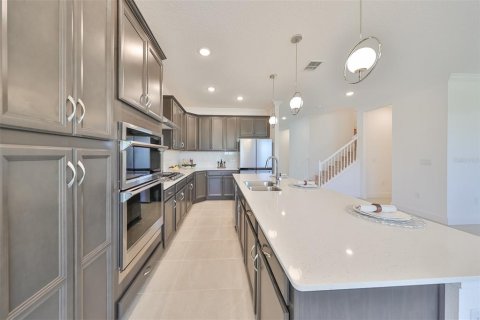 House in Apollo Beach, Florida 5 bedrooms, 246.75 sq.m. № 1620168 - photo 11