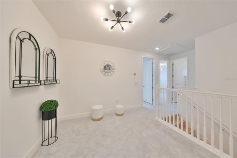 House in Apollo Beach, Florida 5 bedrooms, 246.75 sq.m. № 1620168 - photo 23