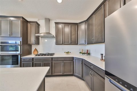 House in Apollo Beach, Florida 5 bedrooms, 246.75 sq.m. № 1620168 - photo 12