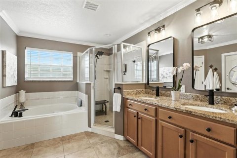 House in Casselberry, Florida 5 bedrooms, 228.63 sq.m. № 1799903 - photo 9